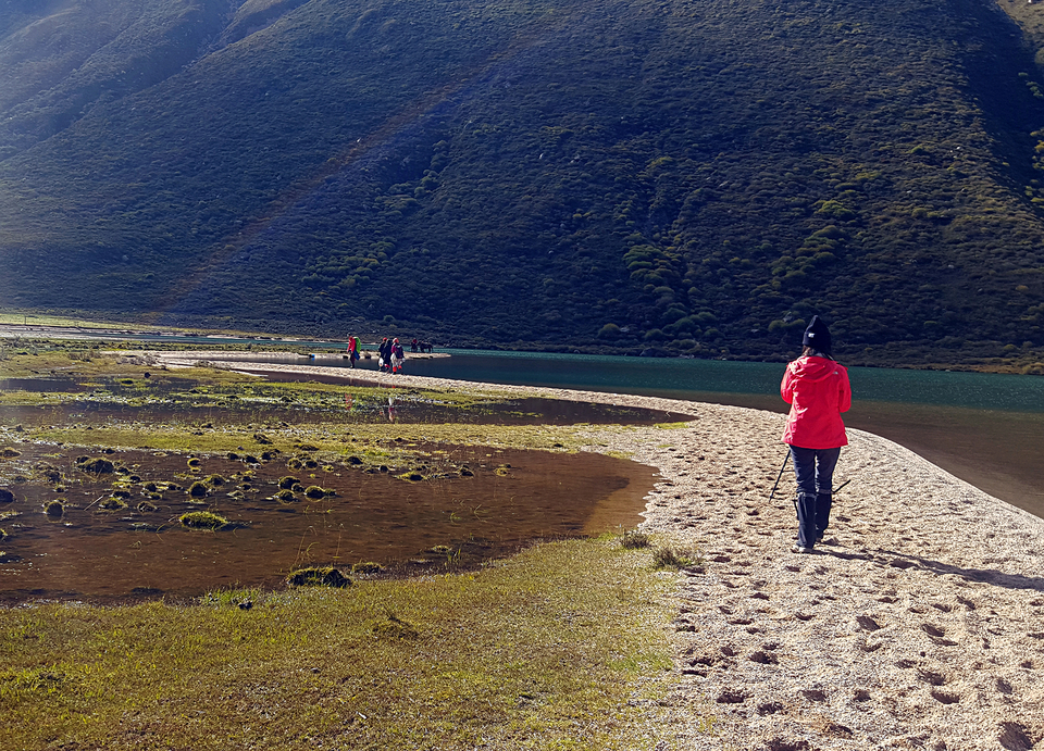 11E8CB65-D858-4521-9022-782CDF246EA5-2976-00000448EB760D87_tmp