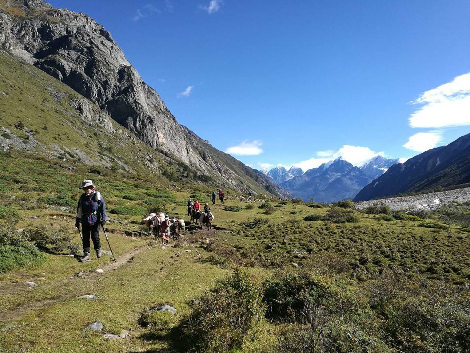 A98BC9A6-9DA3-4228-8145-4D16F72AB25F-2976-0000043FEEDB2A0F_tmp