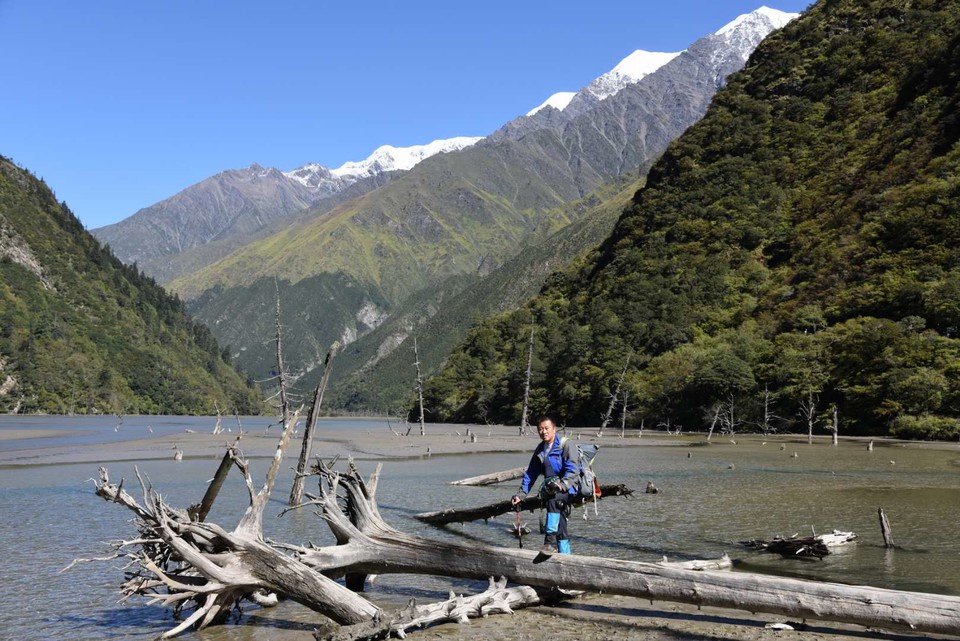 D83C0BEB-2496-4E1D-B336-04A47A201EC4-2976-00000440058F5959_tmp