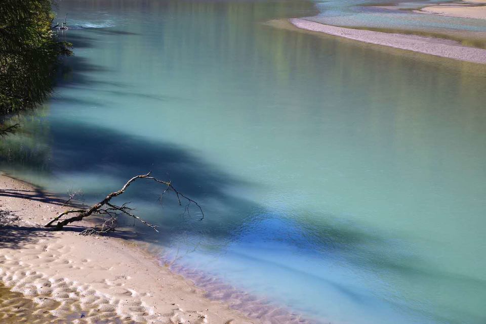 8FDE3EB9-B054-4B26-9CAA-DAEFA5027F68-2976-000004407995AC6B_tmp