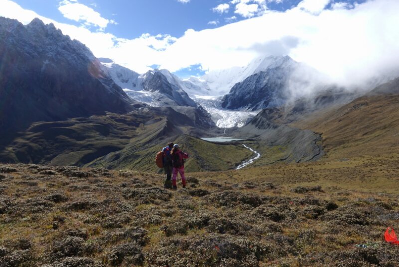 E1349F6B-DD02-4020-BBB2-FC36A0E9F5F9-2976-000004433D7C6C76_tmp