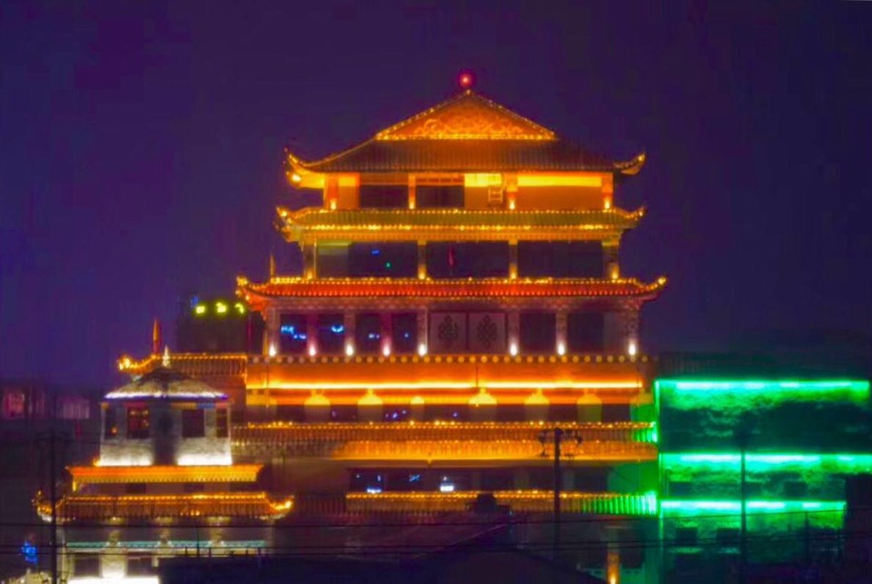 D5B84855-1E0C-4B11-B336-F5D6BE656B94-417-000000A5EAC9C1F0_tmp