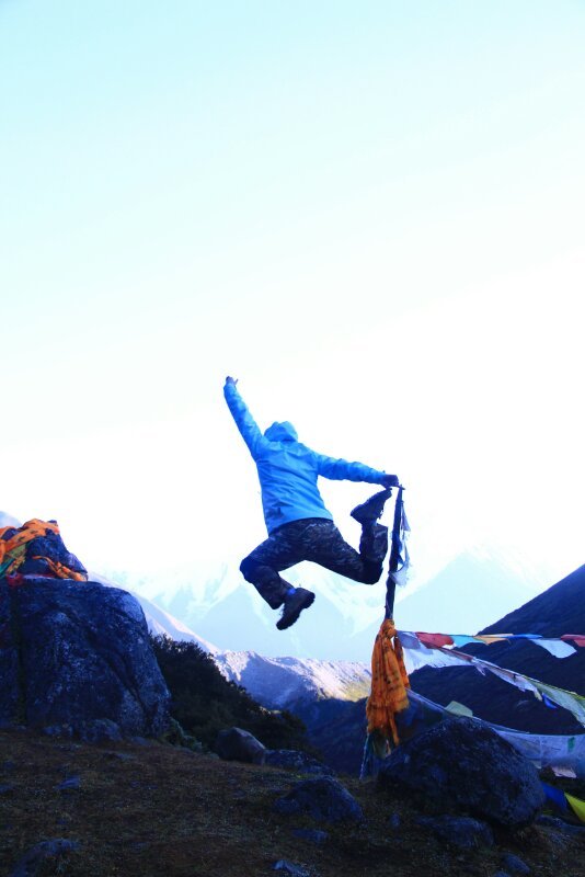 B2CF3012-E5A6-4D52-AE35-D97D3451216A-2201-00000340A08F6DB7_tmp