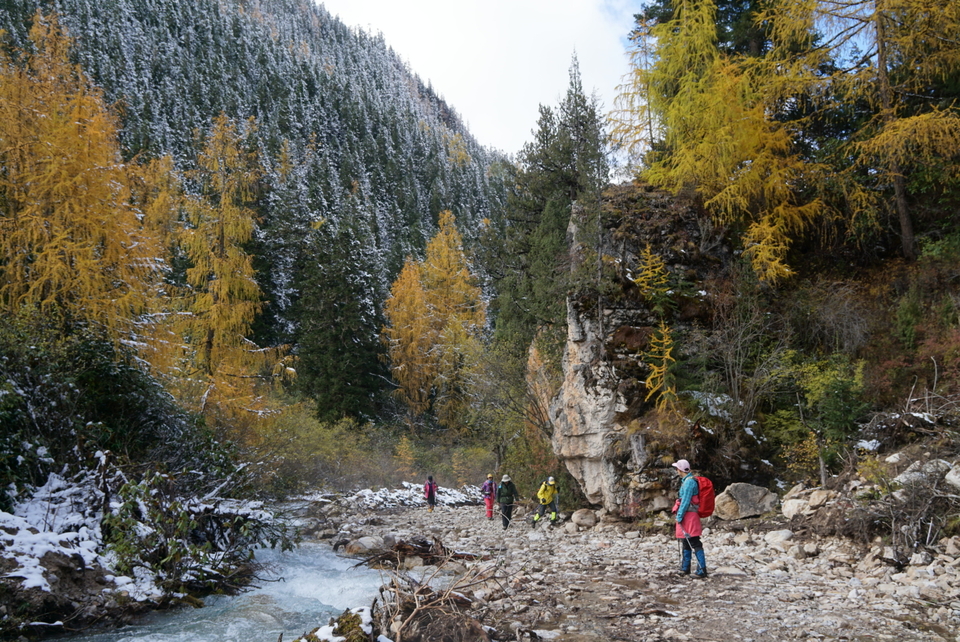 00A98840-9D82-44FC-A9B5-4AF775F0FDB3-2201-00000332FDA97A01_tmp