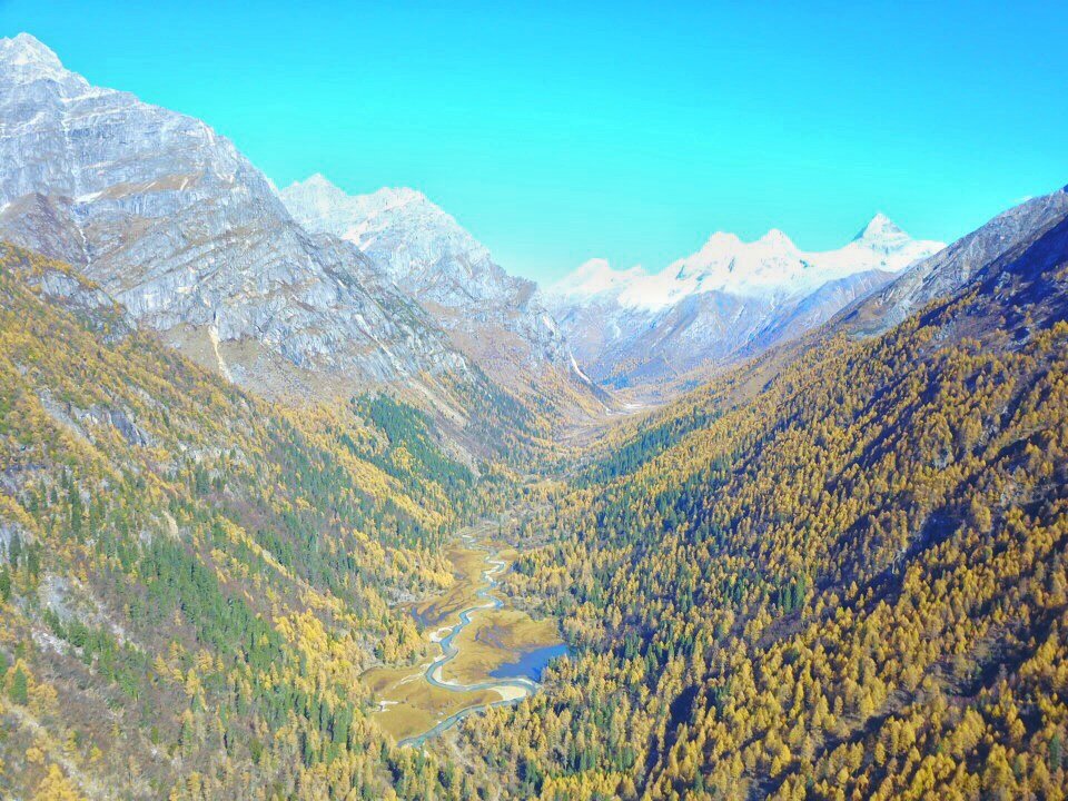 D7C0F22D-1538-4DD1-8255-DC1B0D1C43C4-4616-000006966783A0CB_tmp