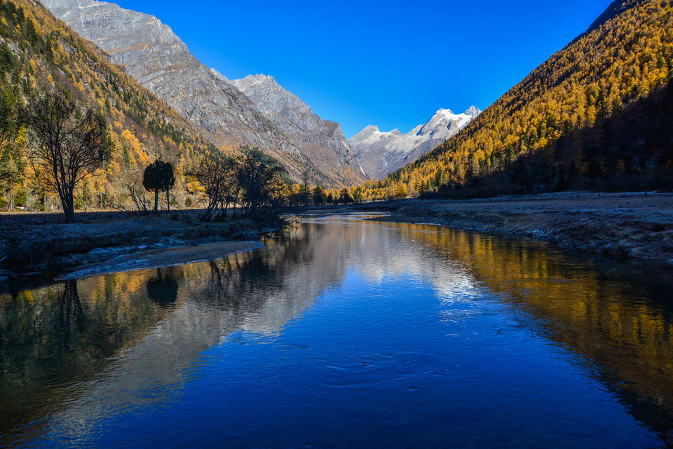 EDF49BA1-3A0E-4DF0-A981-AD03E6DC0E07-5046-000007153566A30F_tmp