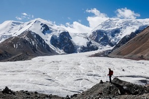 【阿尼玛卿小环】 冰川与神山的史诗碰撞 | 6日轻徒步之旅