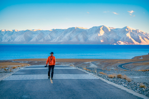 【阿里小环线】珠峰大本营+天空之树+佩估措+扎日南木错+达格架喷泉+错鄂措鸟岛8日·越野车3人/车