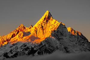 【虎跳峡+日照金山】虎跳峡徒步+梅里雪山日照金山3日轻徒步