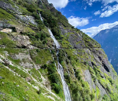 【虎跳峡徒步 】全球十大经典徒步路线之一虎跳峡2日徒步