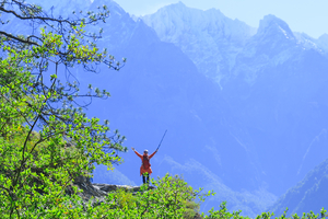 【虎跳峡徒步 】全球十大经典徒步路线之一虎跳峡2日徒步