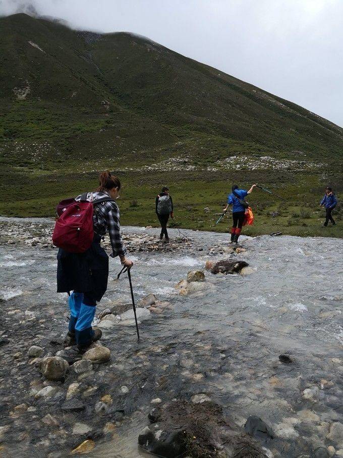 在贡嘎，遗憾之美