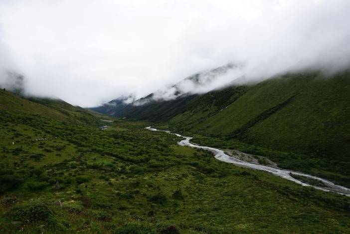 在贡嘎，遗憾之美