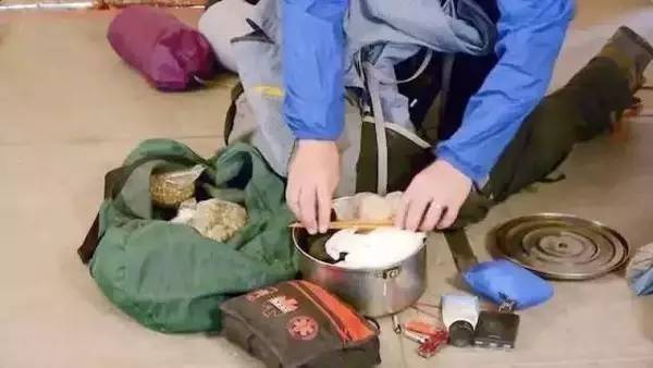 绝对实用的户外背包打包技巧，分分钟让你变身背包达人！