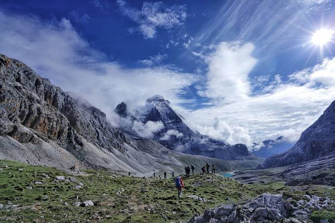 一生要走一次 天堂与地狱间的穿越 —— 洛克线