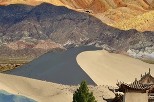 打翻上帝的颜料盘 独家包车甘肃全景八日