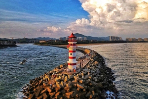 《三亚·万宁·飞天玩海》5日 一价全含|纯玩0购|蜈支洲岛|万宁神州半岛灯塔|亚龙湾沙滩|南山|游艇出海|直升机