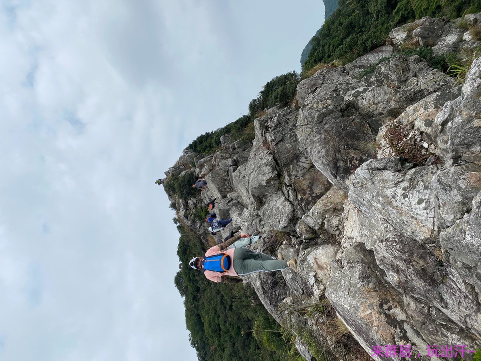 986132dd-f5ae-46a1-a340-e9248dcc155a