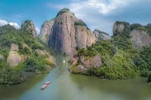 2.25-3.4【赣闽粤三省交界|元宵】探秘“无蚊第一村”、虔南第一山、冠豸山、福建游神、永福樱花、丰顺火龙 