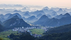 【探路团·小众粤东南】石门红叶-英西峰林-油岭瑶寨-潭岭天湖-金鸡岭-霍山-坨城-广东千岛湖-凤鸟髻-道韵楼-南澳岛