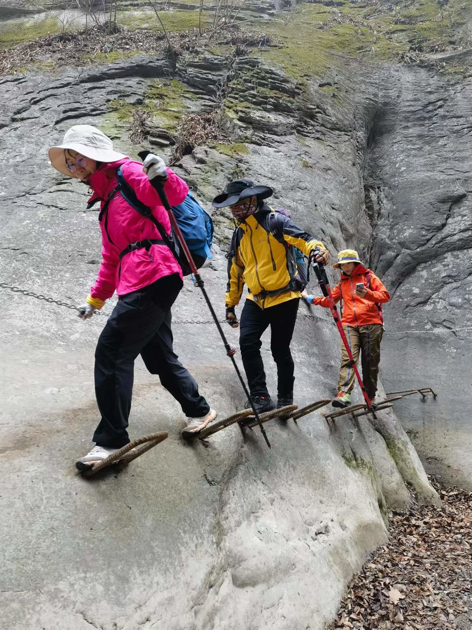 LQZV_W3d7iWWb85lHDf-E0guCo1BmxZTcgk90Sh3T2EvdC07yQqJxp-LHM-jm-Xr