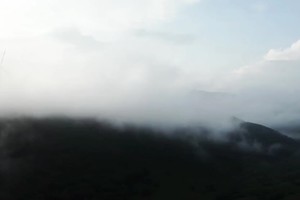 去露营吧!不必焦虑世界太大,生活好坏参半,及时行乐!