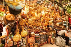 9日【金秋南疆】喀什-莎车老城-芦苇荡-盘龙古道-塔里木胡杨林-温宿大峡谷-塔哈漫湿地-穿越塔克拉玛干沙漠