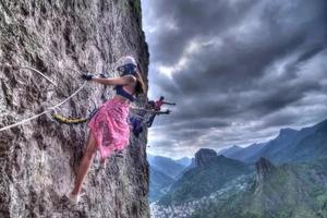 每周六、日出发，抖音爆火的岭南第一攀岩，飞拉达，到底有多神奇