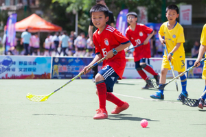 【亲子团建-4月~6月】旱地冰球趣味运动—推杆应变 快乐无限，花都广场-天河体育中心上车