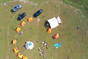 花都可接【36小时逃离城市丨广东呼伦贝尔丨草原星空局】行摄罗坑大草原，探索神秘大溶洞、休闲登徒茶岩顶，桨板体验2日