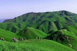 【中国十非名山-武功山汽车团】花都广州往返，9月28日晚-每月一期，行走云端草甸，看尽云海日出日落，璀璨星空3天2夜