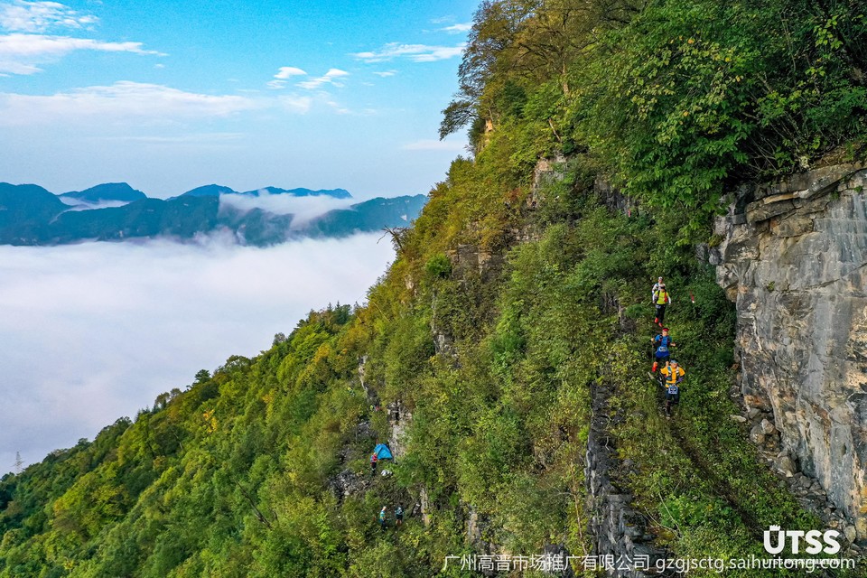 5E30E5FCC74506751D5860C0EF85C22B