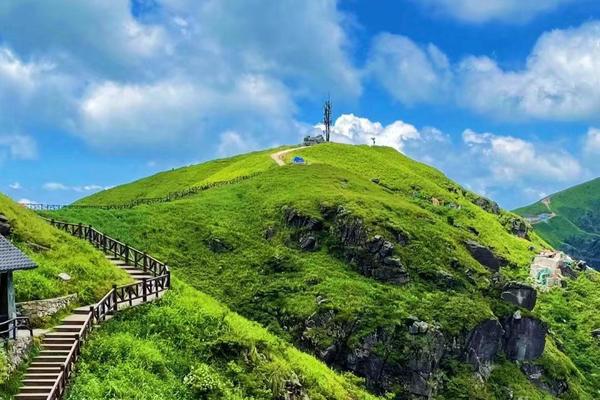 【云海日出】7.28-7.30武功山(489元含吃住)穿越云中草原，日出云海星空 ，篝火表演