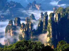 张家界2天1晚徒步，探访户外桃源清风峡、杨家界、金鞭溪！