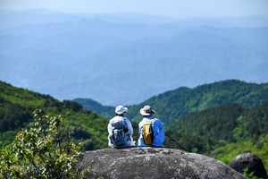金秋露营季，浏阳大围山2天1晚徒步捡板栗、露营！