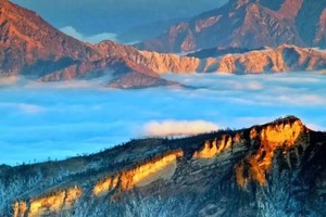 【双子座流星雨|华尖山】比牛背山更近更炫的天空之境，云海云瀑、日出日落、星空晚霞