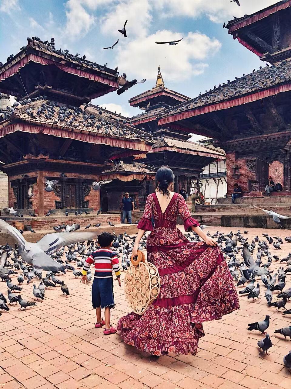 1762843423772867.jpg 4518240c59cab37acf78573e80a7fd6.jpg