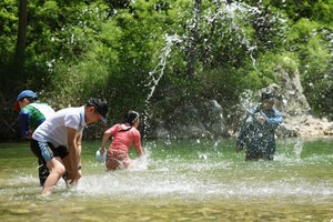【绿源户外AB线】 7月11日（周六）闯入22℃伏牛山瀑布群南召回龙沟、戏水、游泳、吃牛肉烩面