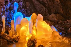 【绿源户外元旦假期】12月30日-31日（周六、周日）安阳林州冰瀑圣诞树-冰蘑菇洞