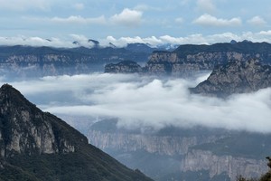 【绿源户外亲子徒步活动】“国庆节”10月4日~5日国家地理杂志推荐太行山“十字岭、抱犊村”
