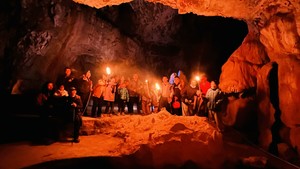 【绿源户外亲子线】12月20日（周六）第二期济源太行山九里沟徒步、探洞、滴水崖看冰挂