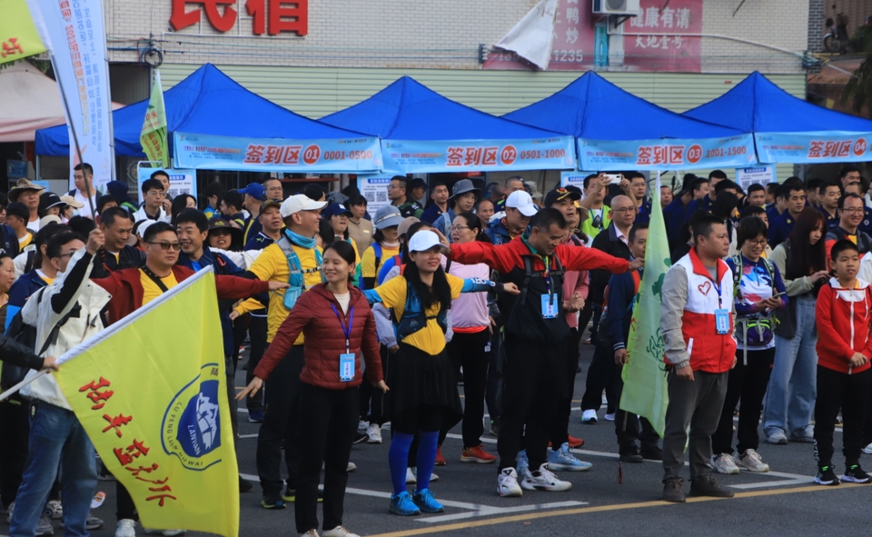 7d627165-5c2a-45d7-aca4-d4b02464b26b