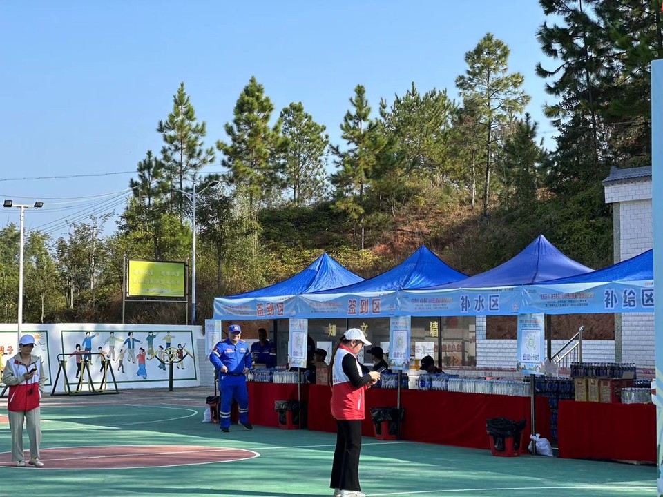 100f6922-9b2a-490c-90f5-364799e48bcf