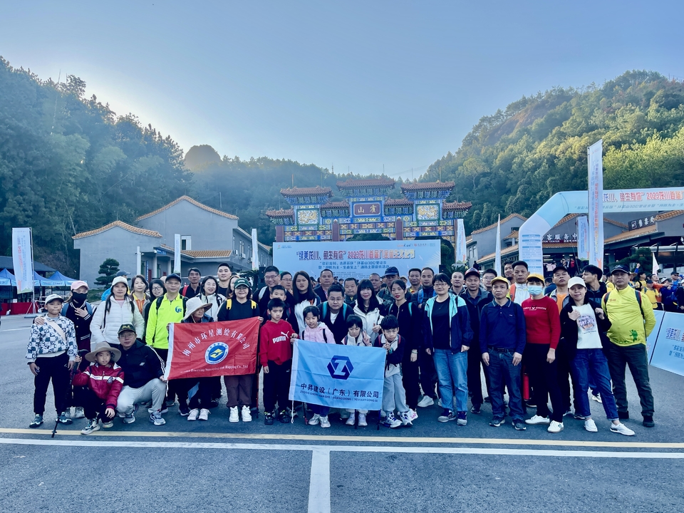 d6ba62e9-2bc7-4b8d-b199-607aa7cab991