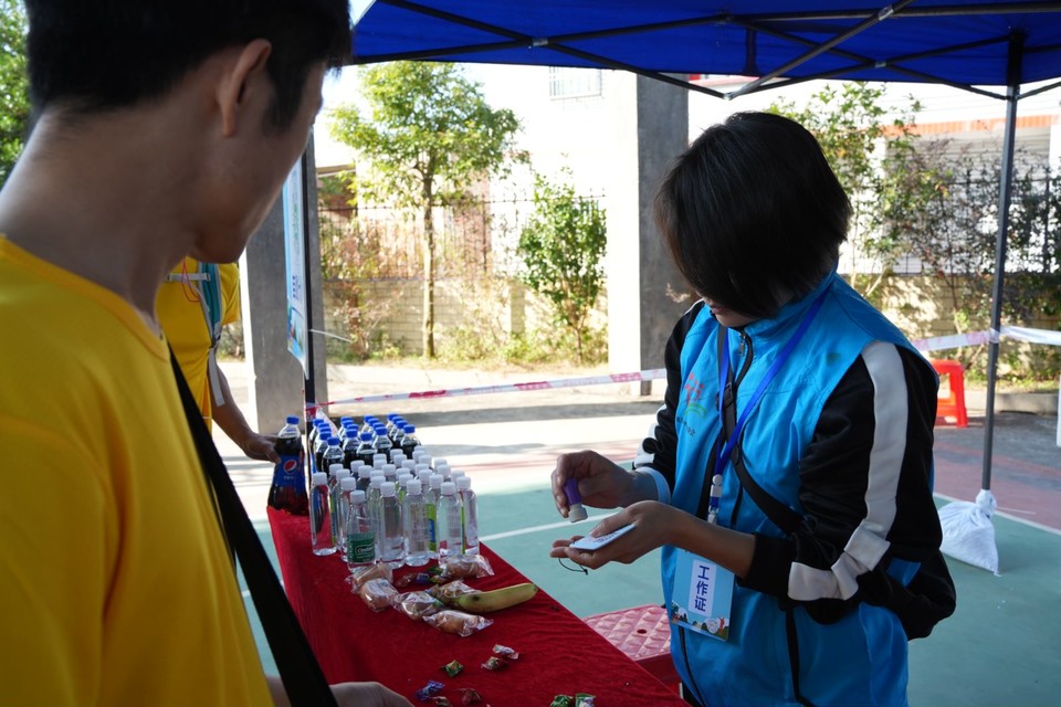 5d262ba40gd105ce86112f9bb1695366