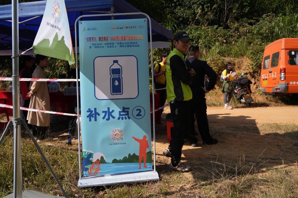 0308c96dfv52b958e207deb4d1a8c93a