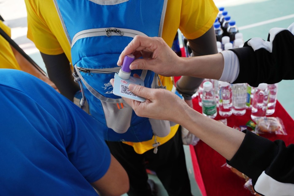 c1899bf28v799d7783cb2d083dbaf917