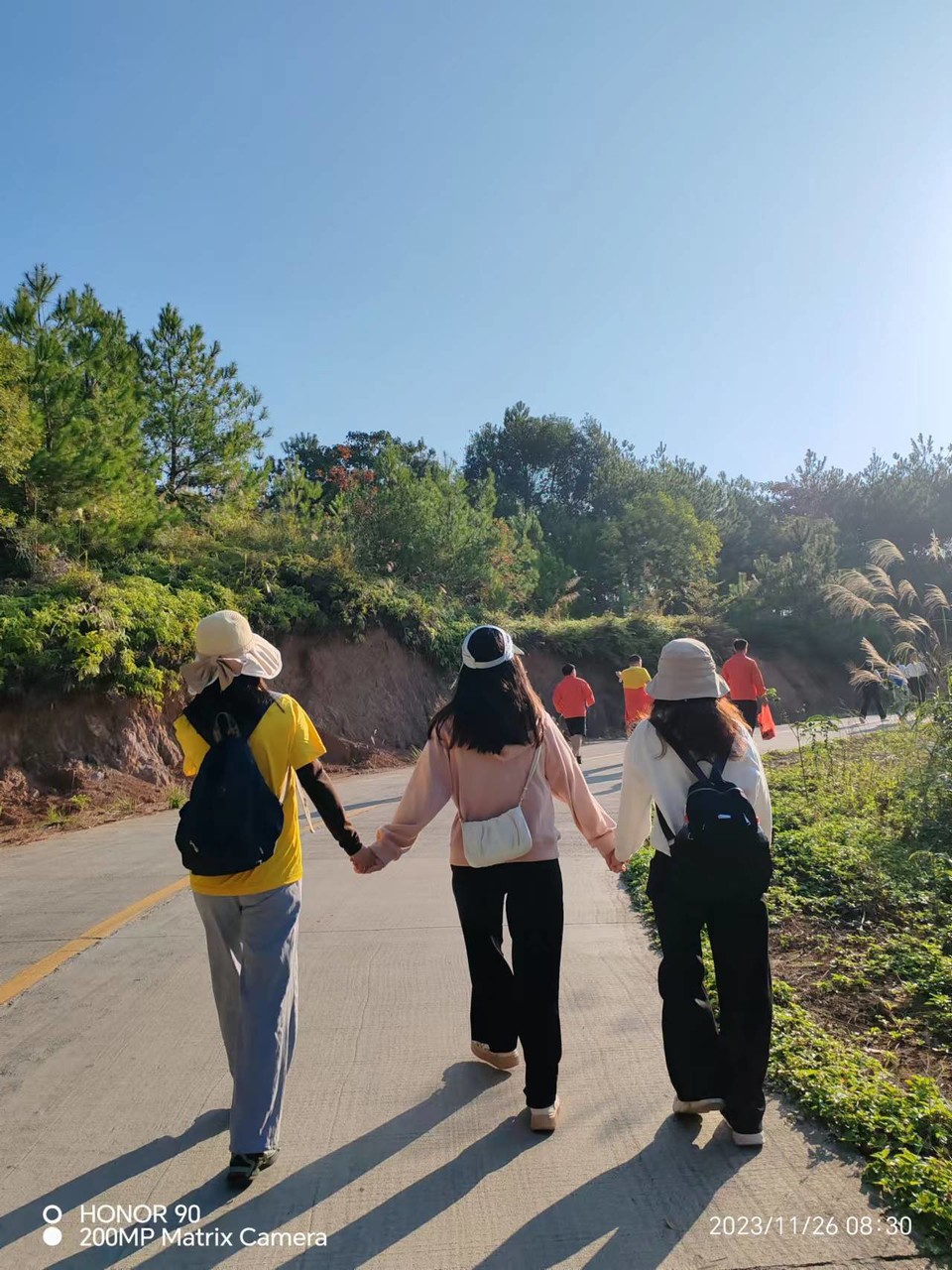 2S9-8o_LcYYiPgvprsA_U6V-C4XokLa-ZPwLoDRVZeC_GI-Y-FbeTCh43W06PqTt