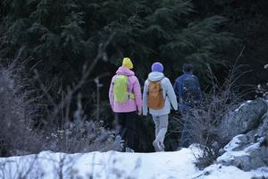 「初级 · 甲尔猛措徒步」天天发/（2.18-2.23天天发）