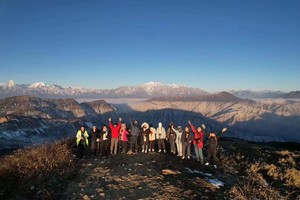 每周六发团「2日 | 徒步」四人同